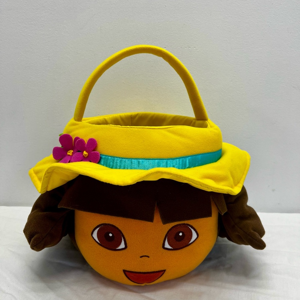 Nick Jr. Dora the Explorer plush basket